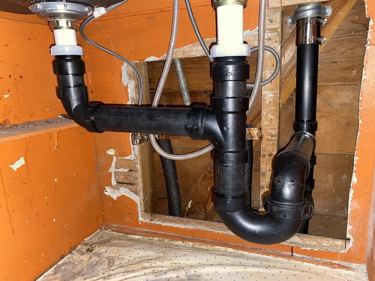 Professional Pipe Bursting equipment and tools on the job in Medina